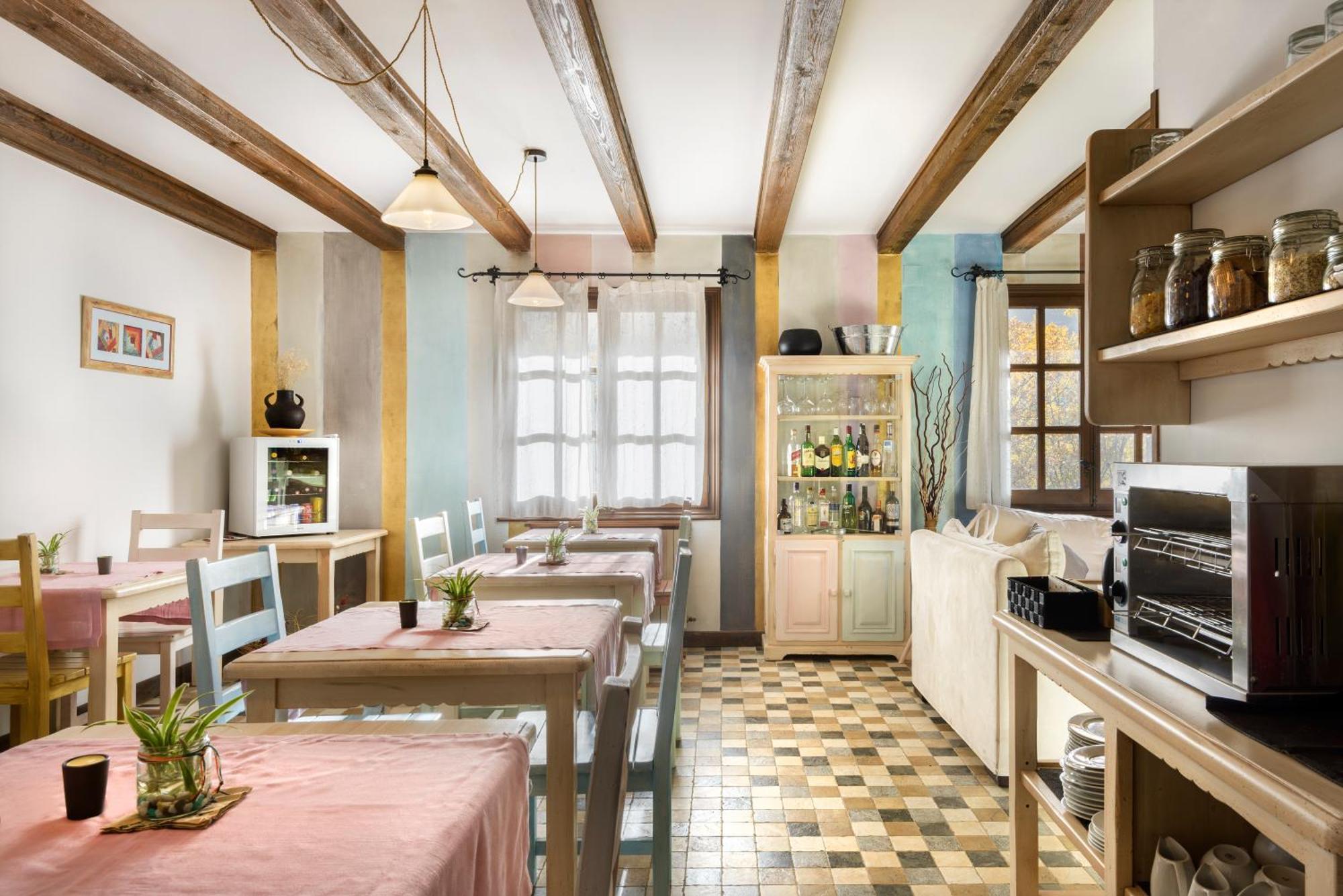 Hotel Rural El Mirador De Los Pirineos 산타크루즈드라세로스 외부 사진