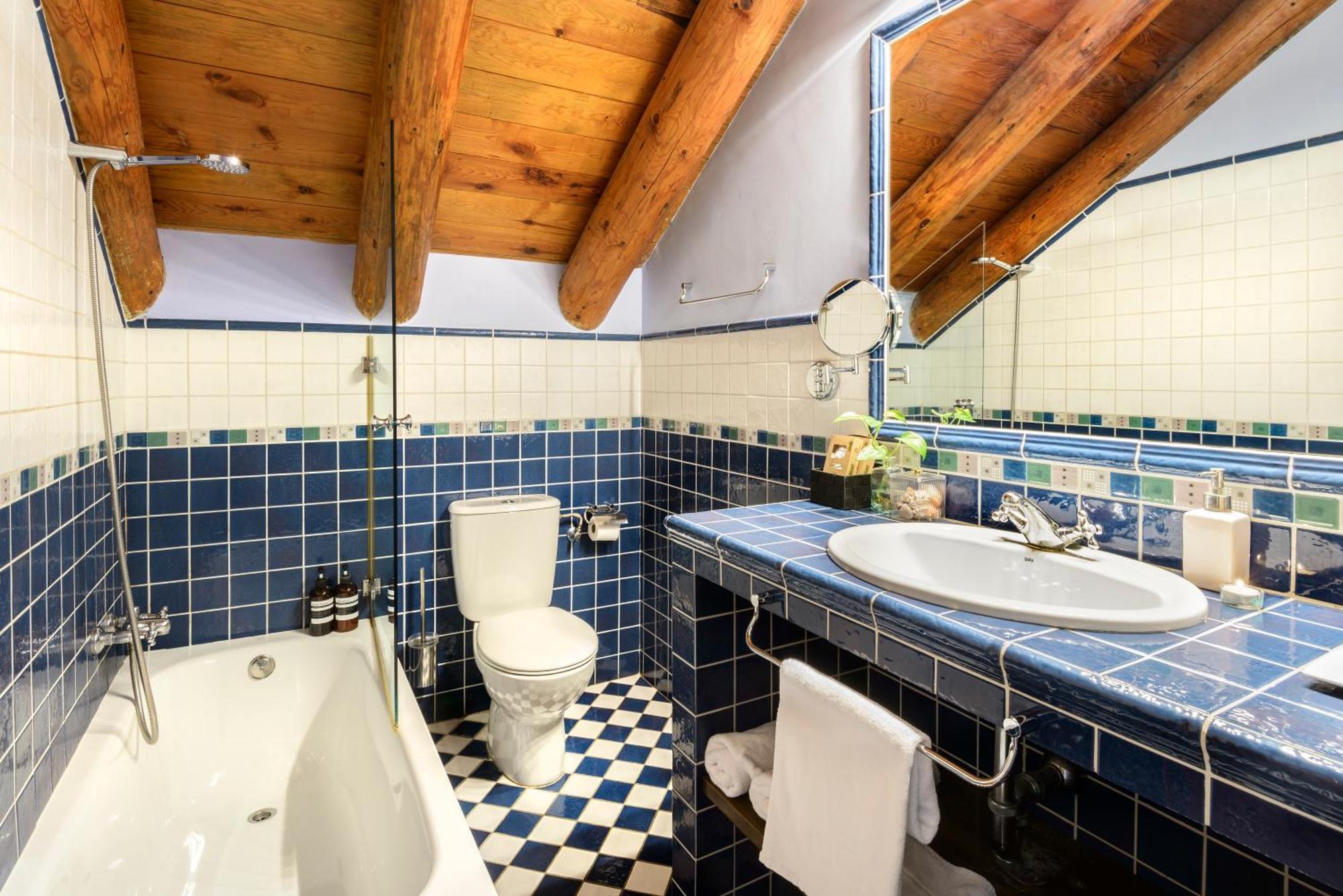 Hotel Rural El Mirador De Los Pirineos 산타크루즈드라세로스 외부 사진